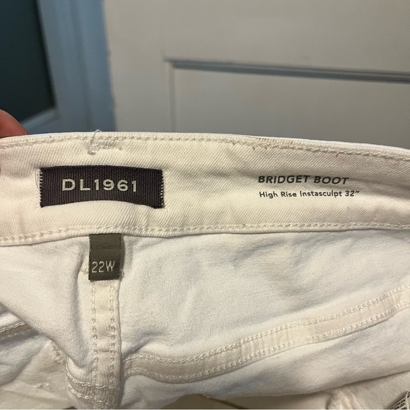 DL1961 Bridget boot high rise instasculpt 32” womens jeans white NWT - Picture 3 of 12